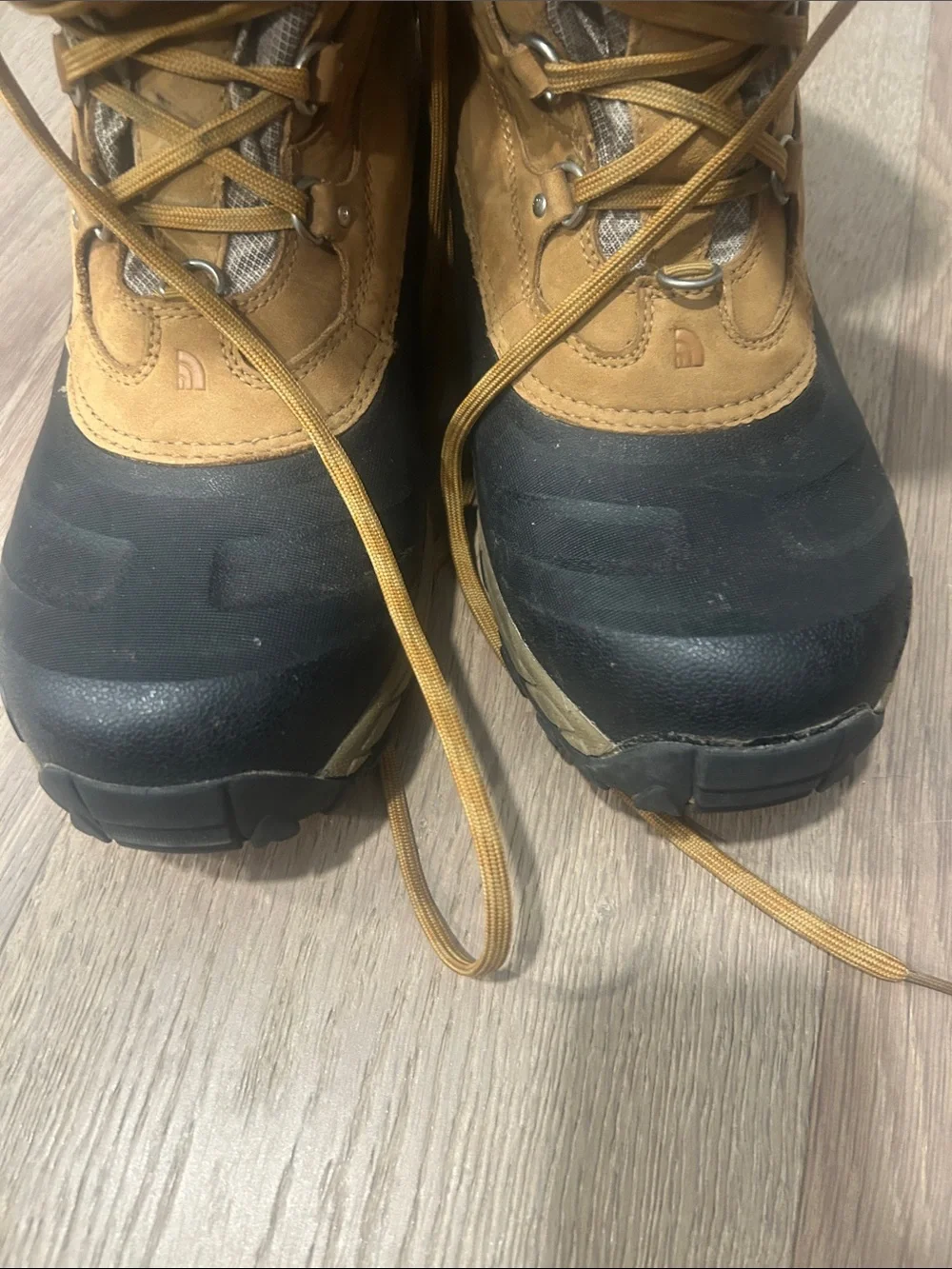 The North Face Tan and Black Insulated Lace-Up Winter Boots (11.5)